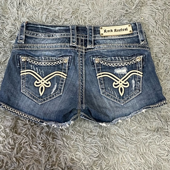 Rock Revival Becky Shorts Sz 27 - Picture 1 of 6